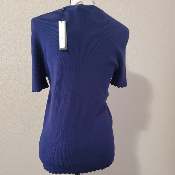 🛑SOLD🛑 T Tahari Ribbed Top - Picture 3 of 5